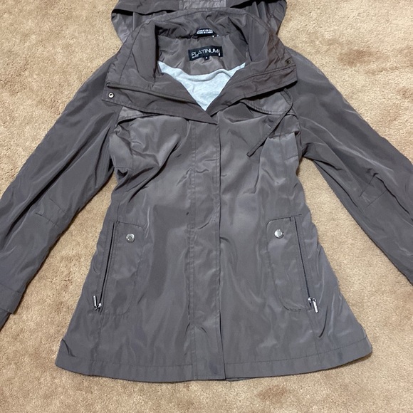 Platinum Olive Water Resistant Wind Breaker - Picture 2 of 15